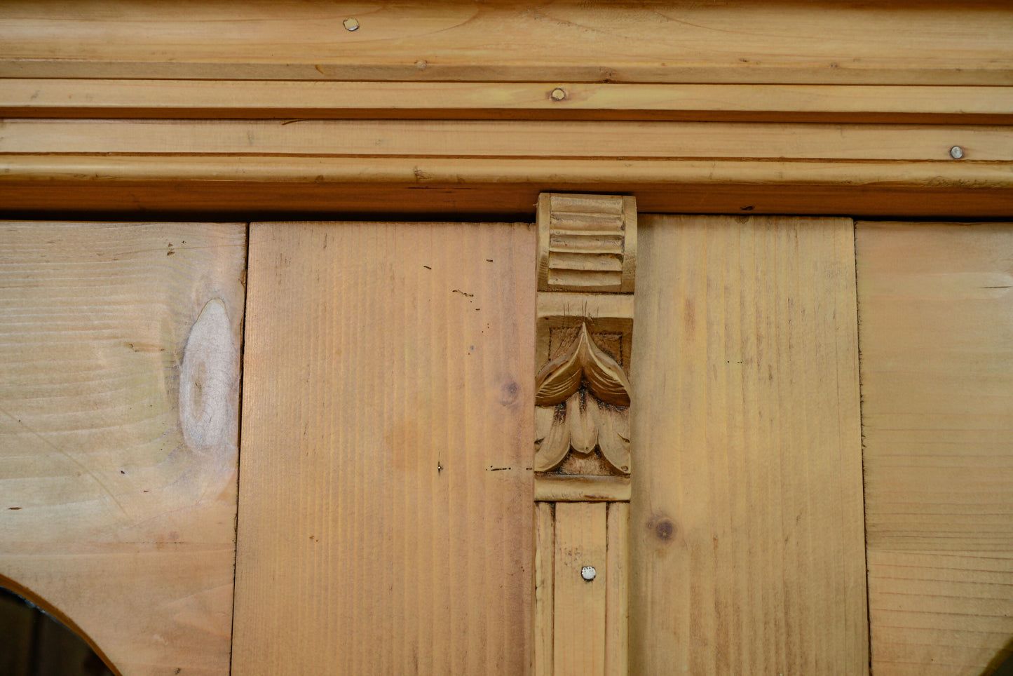 Farmhouse Pine Pantry Larder Cupboard / Housekeepers Cupboard / Wardrobe