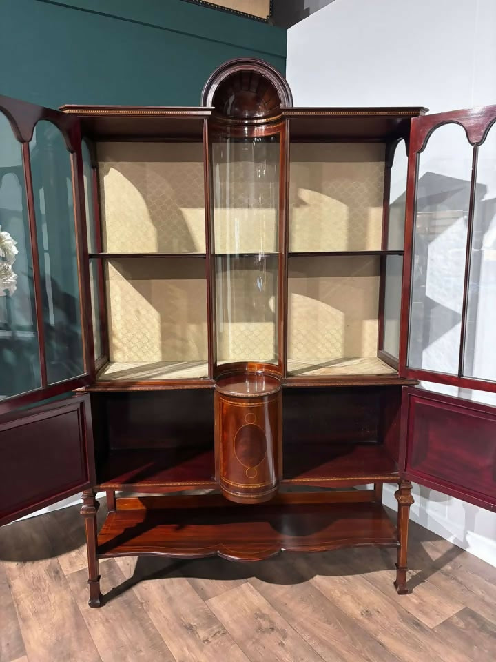 Edwardian inlaid mahogany display cabinet9