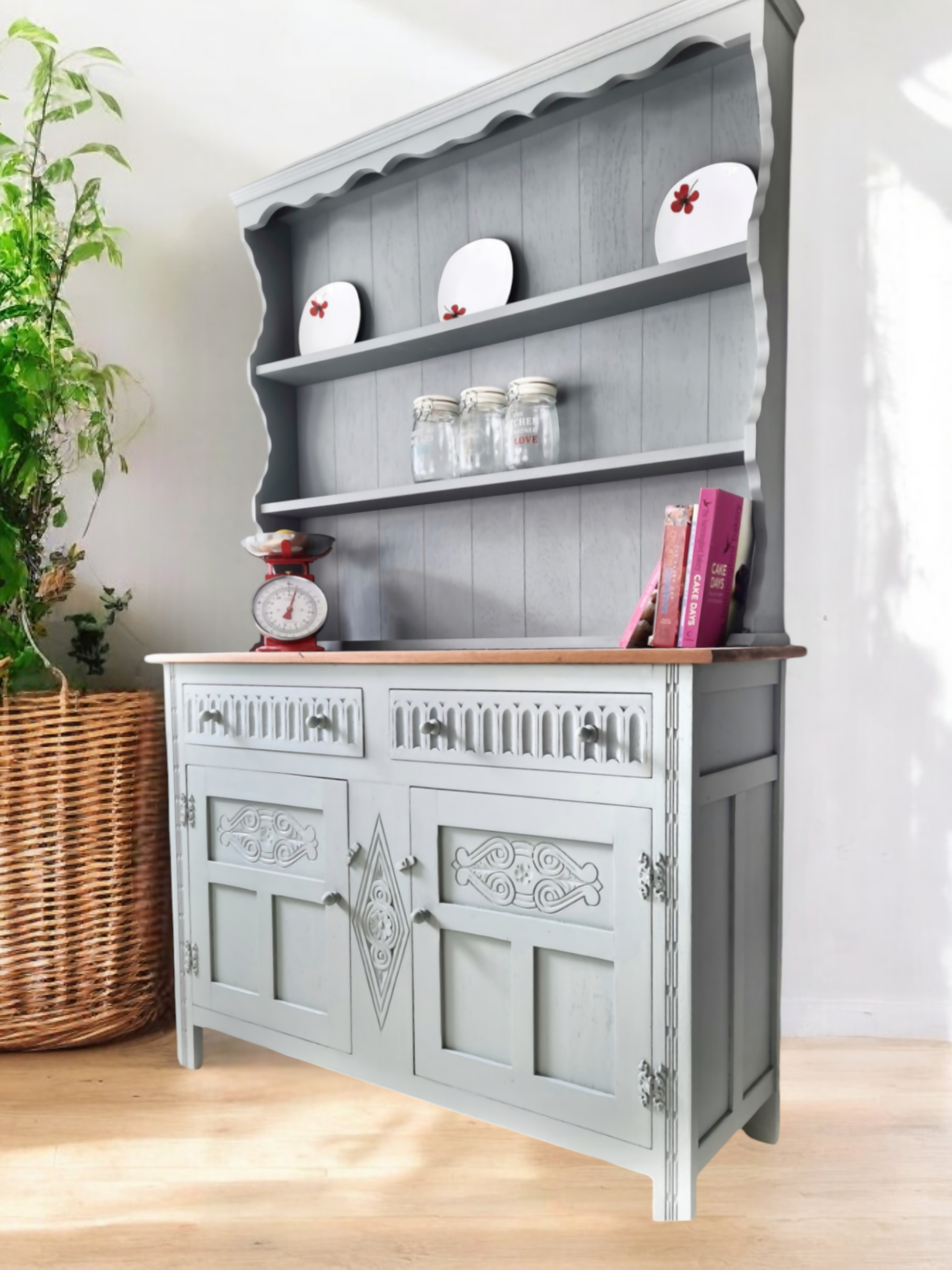 Welsh dresser in grey Upcite Welsh dresser in grey Upcite