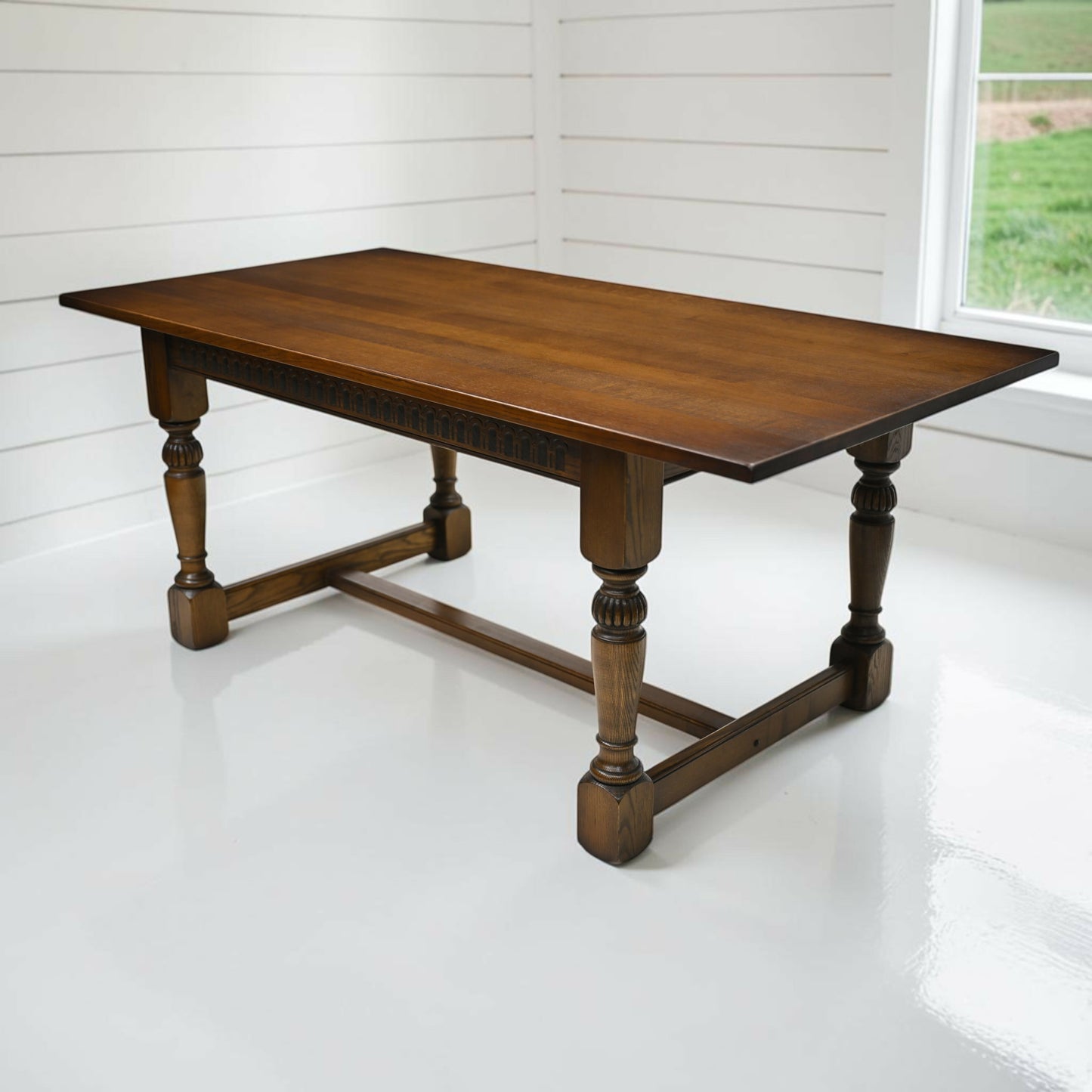 Old Charm Exeter Solid Oak Dining Table Light Oak VGC Seats 8 FREE UK Delivery