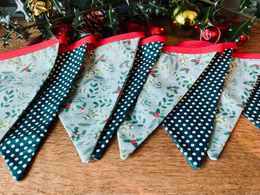 Handmade Christmas Bunting (Holly & Mistletoe)