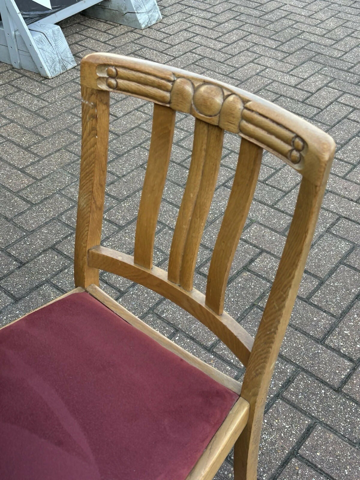 1930’s Extending Vintage Light Oak Draw Leaf Table & 4 Chairs