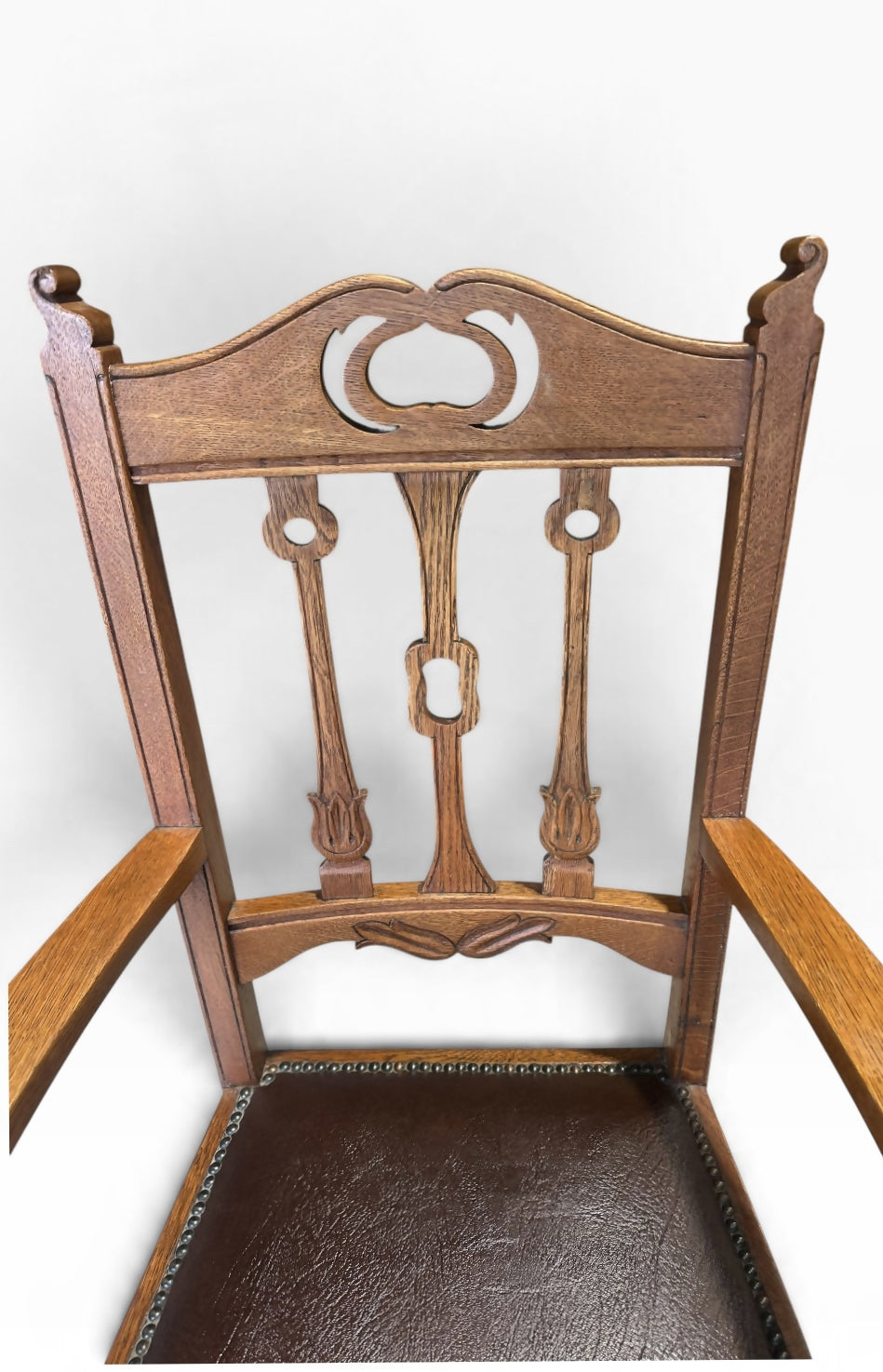 Arts and Crafts period Oak armchair