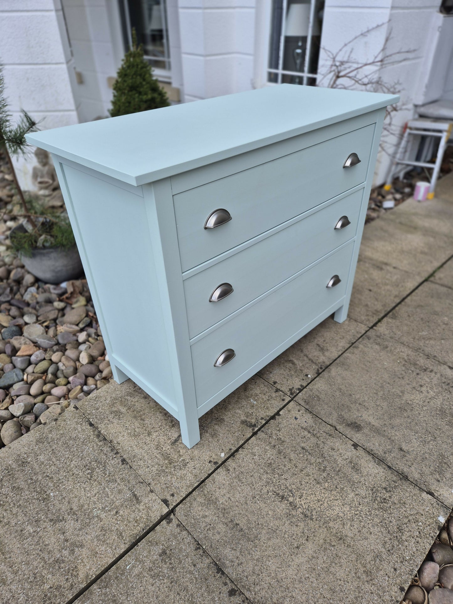 Gorgeous chest of drawers