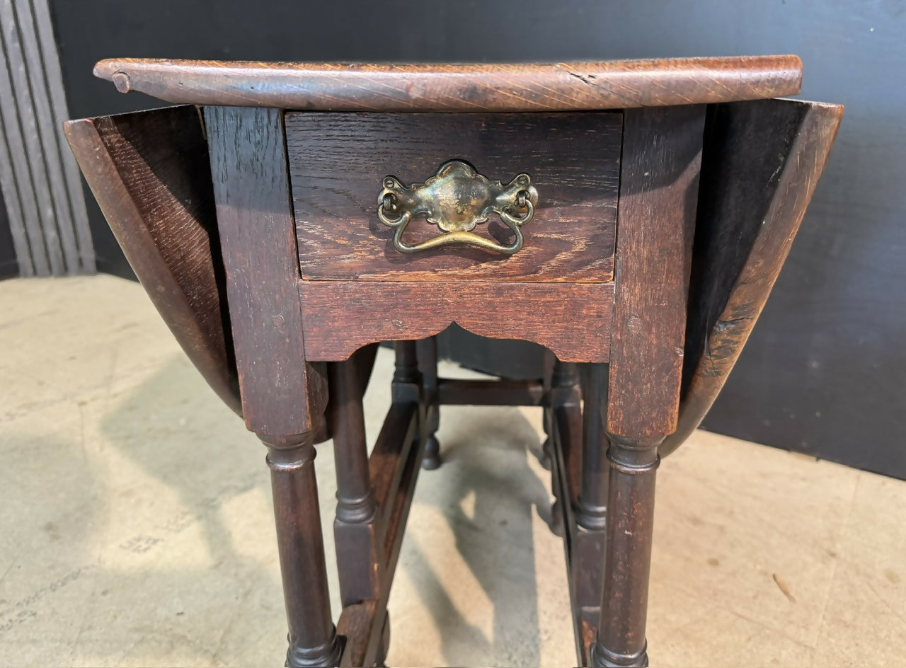 18th Century Oak Gate Leg Table