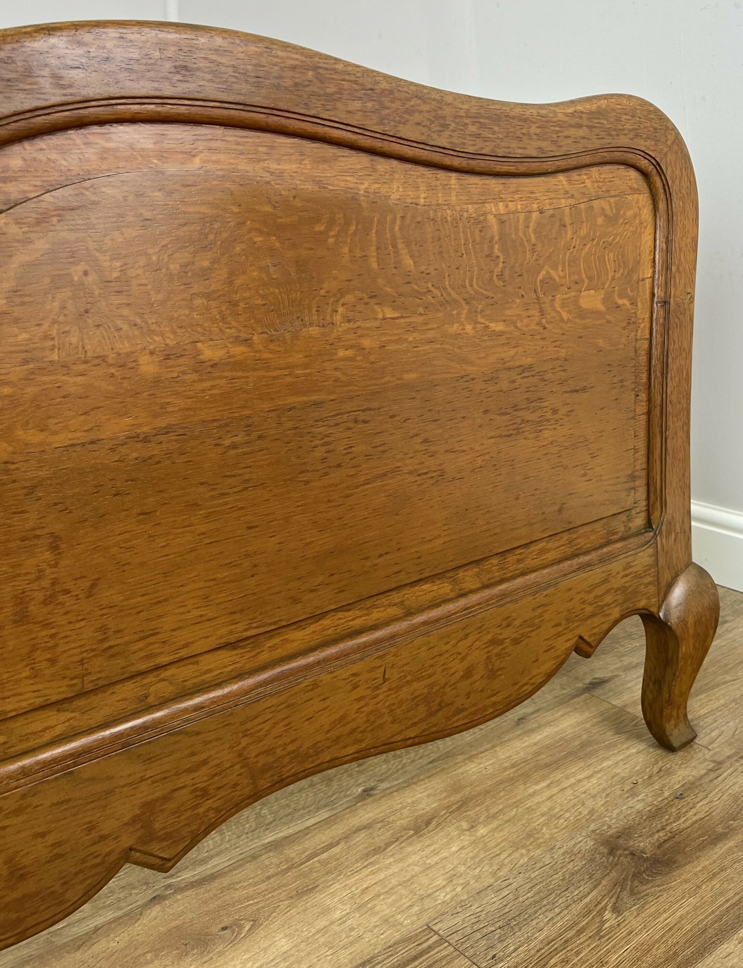 Bed Vintage French Louis XVI Oak Double Bed Frame Carved Headboard LOT 6380