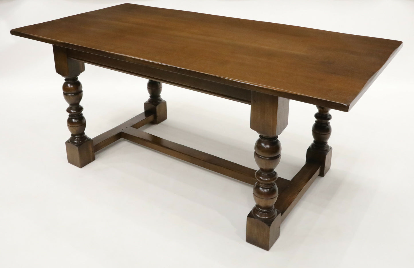 Large Solid Oak Dining Table 6ft x 3ft Bevan Funnell Reprodux FREE UK Delivery. SBR7927/1404C