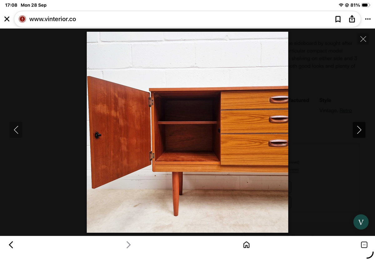 Vintage 1970s Schreiber Mid Century Sideboard/Dresser