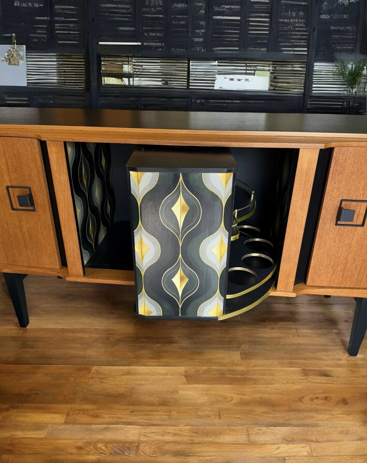 Stunning Beautility Drinks Cabinet, with central rotating bar.