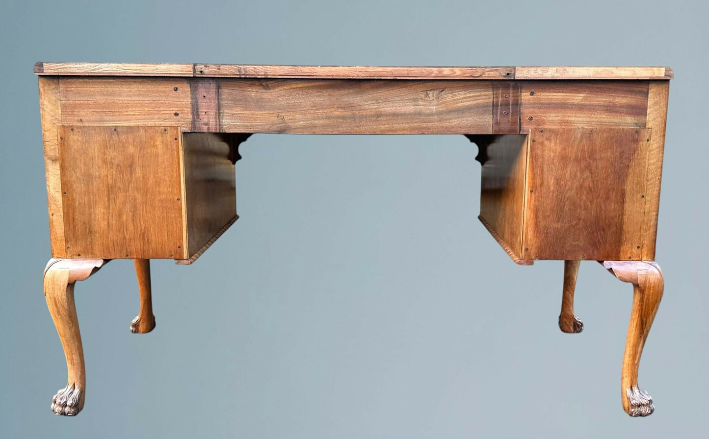 Good Quality Burr Walnut Writing Desk / Writing Table
