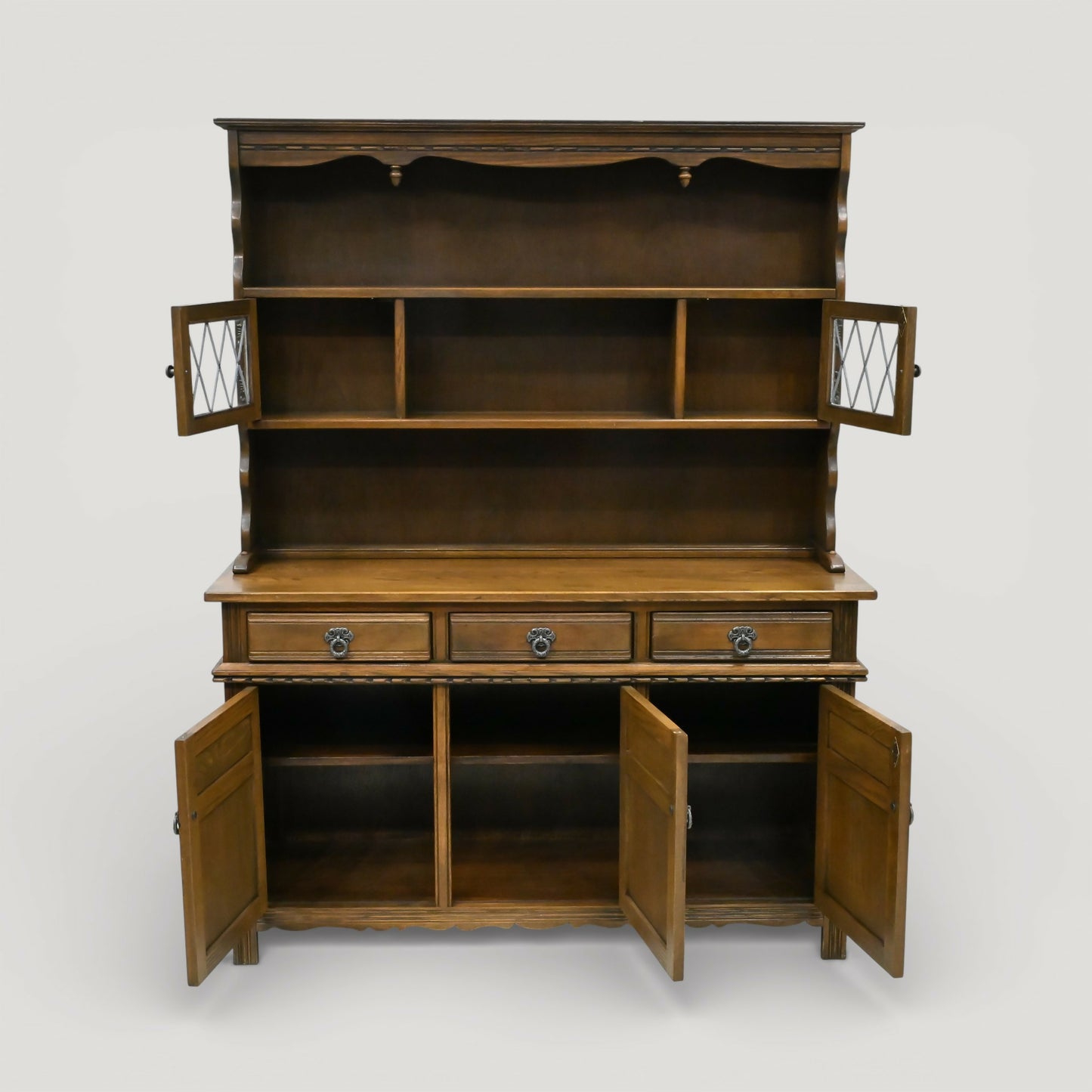 Old Charm Oak Dresser In Light Oak Finish Tudor Style 4ft 6" W FREE UK* Delivery. SBR11079/2310E