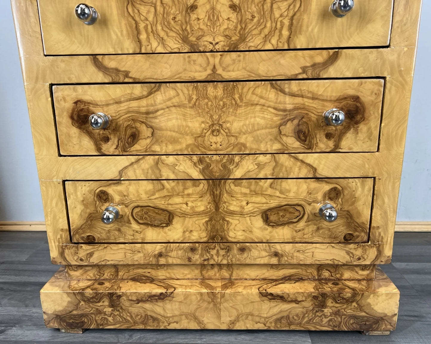 Vintage French Art Deco Burr Bedside Tables Pair | 3 Drawer Nightstands | French Design | Nickel Knobs | Elegant Veneer Finish | Lot 4233