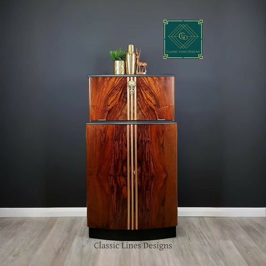 "Manhattan', Drinks Cocktail Cabinet, Drinks Cabinet, Gin Bar, Vintage 1950's.
