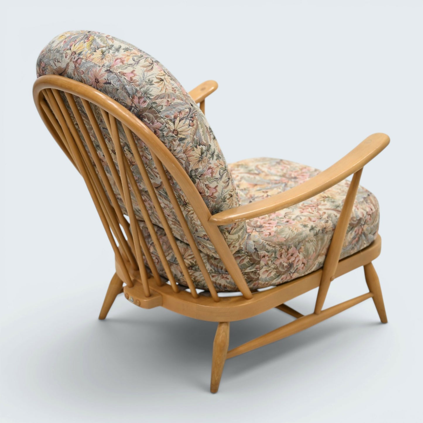 Ercol Windsor Easy Chair Model 203 1970s Blue Label Light Finish FREE Delivery*