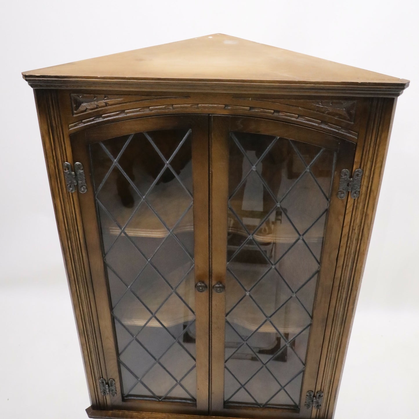 Old Charm Corner Display Cabinet with Leaded Glass Light Oak FREE UK Delivery*. SBR9512/0209D