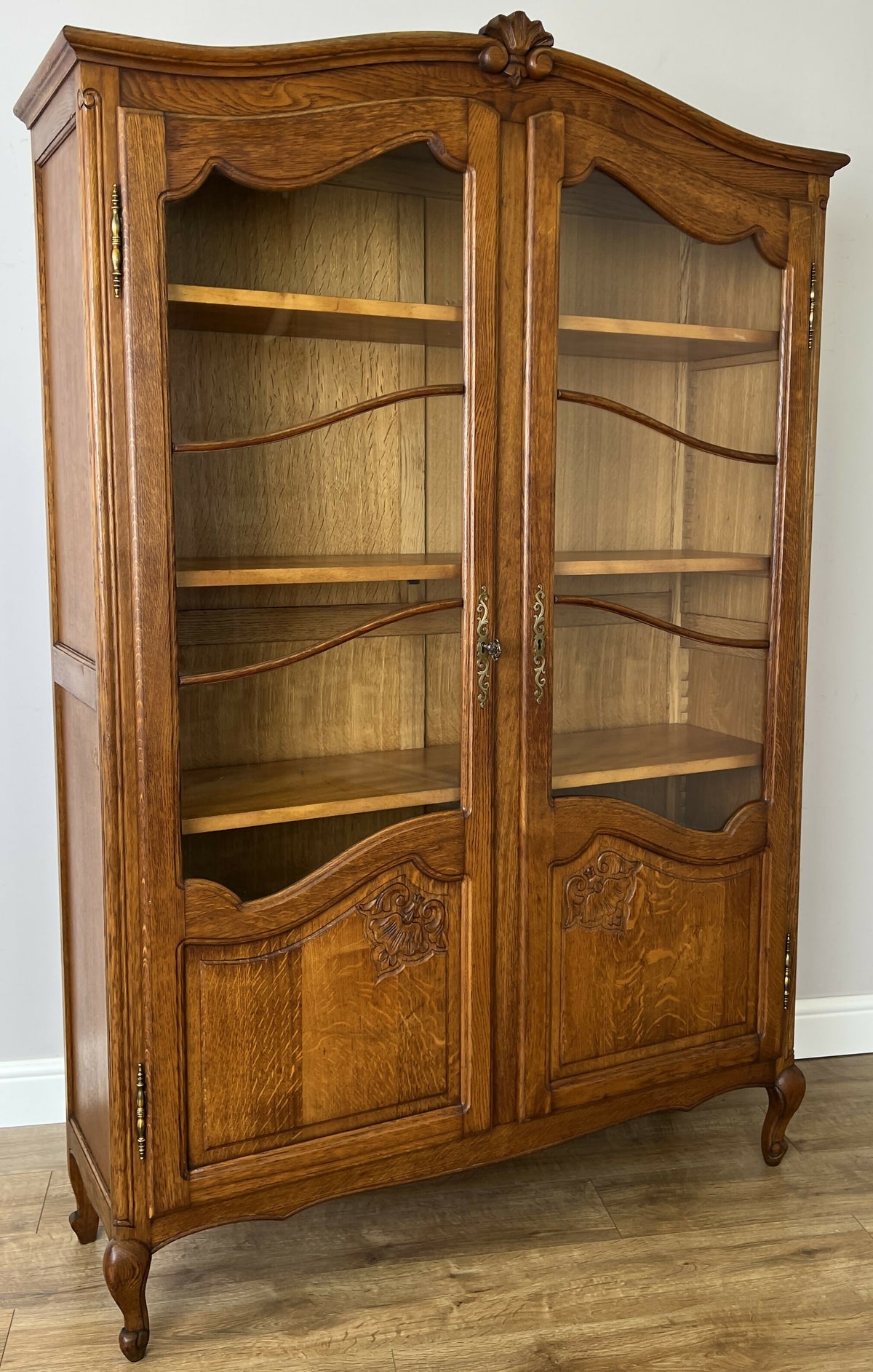Bookcase Vintage French Louis Oak Glazed Display Cabinet Sideboard LOT 6522