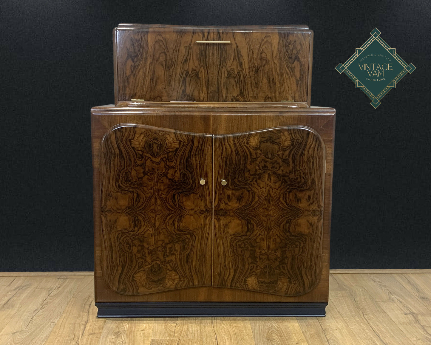 Art deco drinks cocktail cabinet