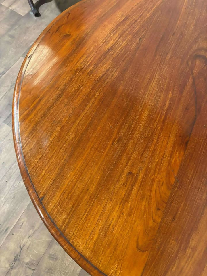 Victorian Mahogany Breakfast Table