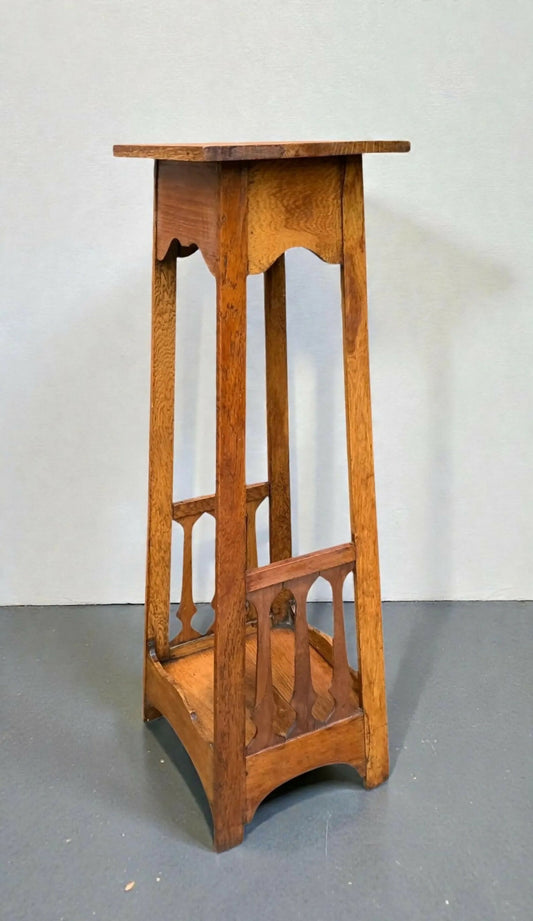 Arts and Crafts Oak Pedestal display Jardiniere stand