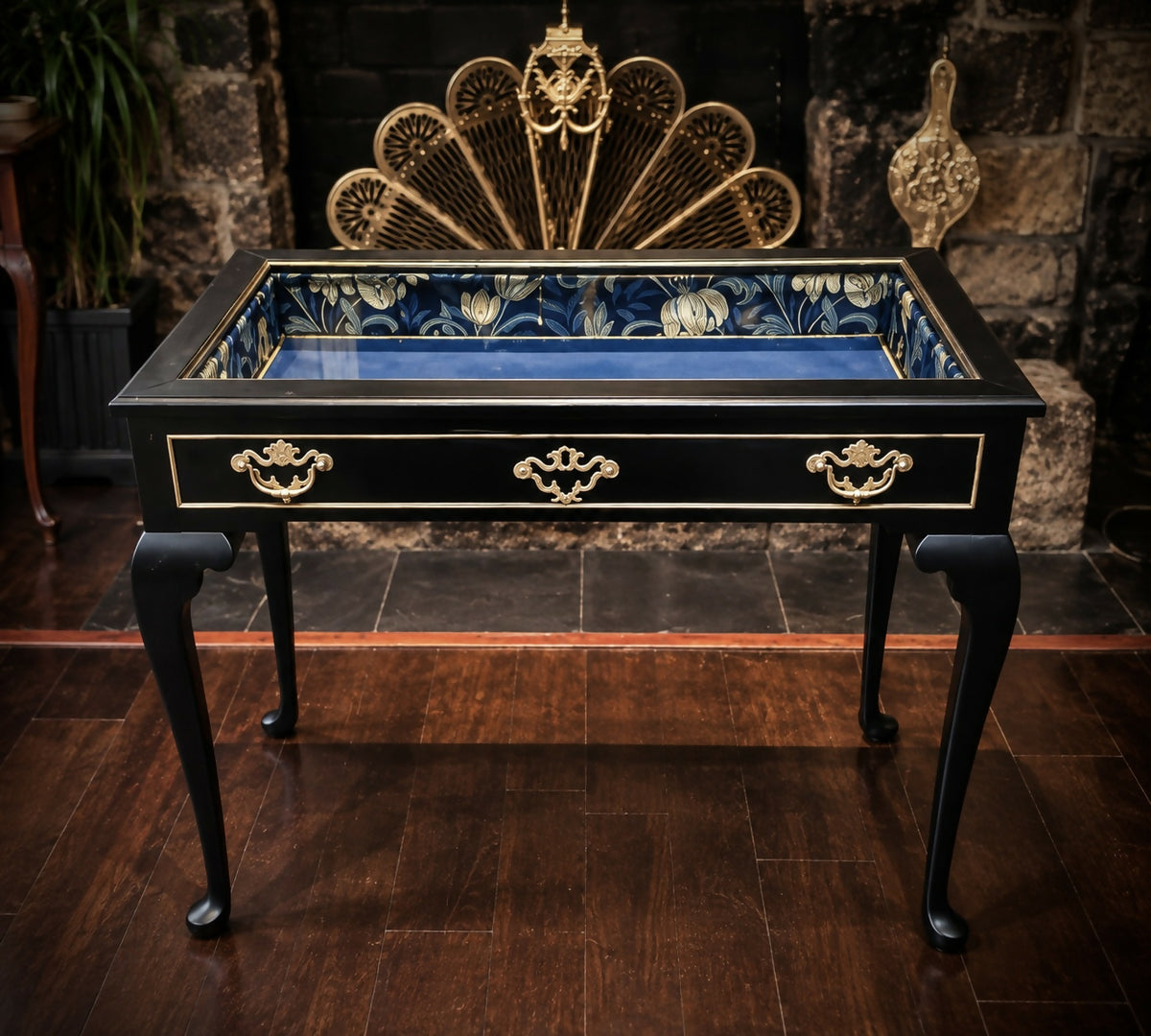Vintage Queen Anne Style Bijouterie Jewellery Display Table in Black & Gold with William Morris Interior