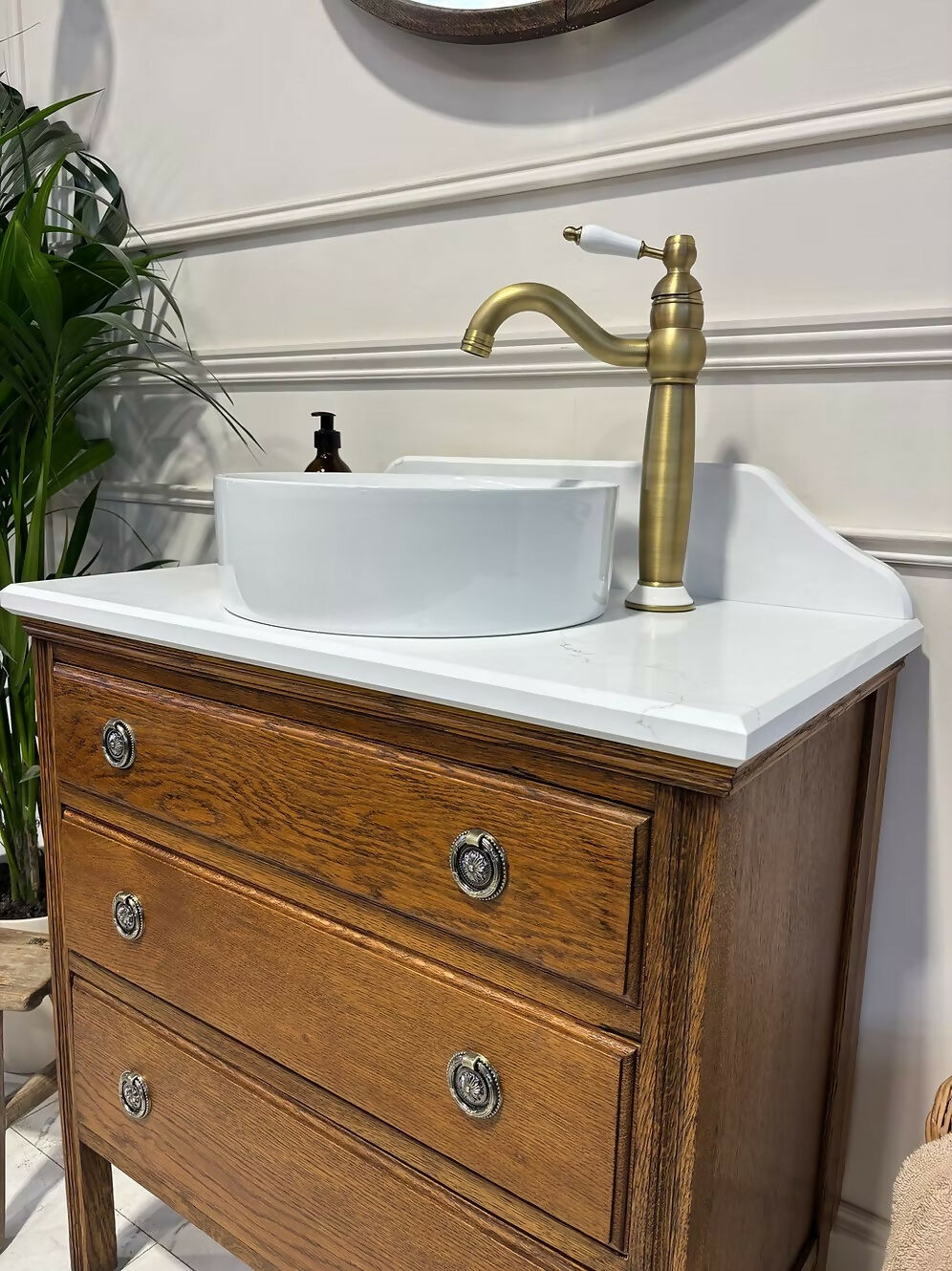 Traditional Bathroom Wooden Vintage Vanity Unit - Alfred The Great