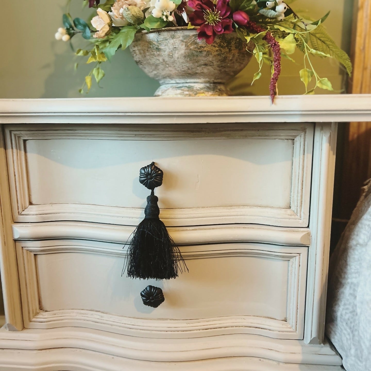 French bedroom headboard and drawers set