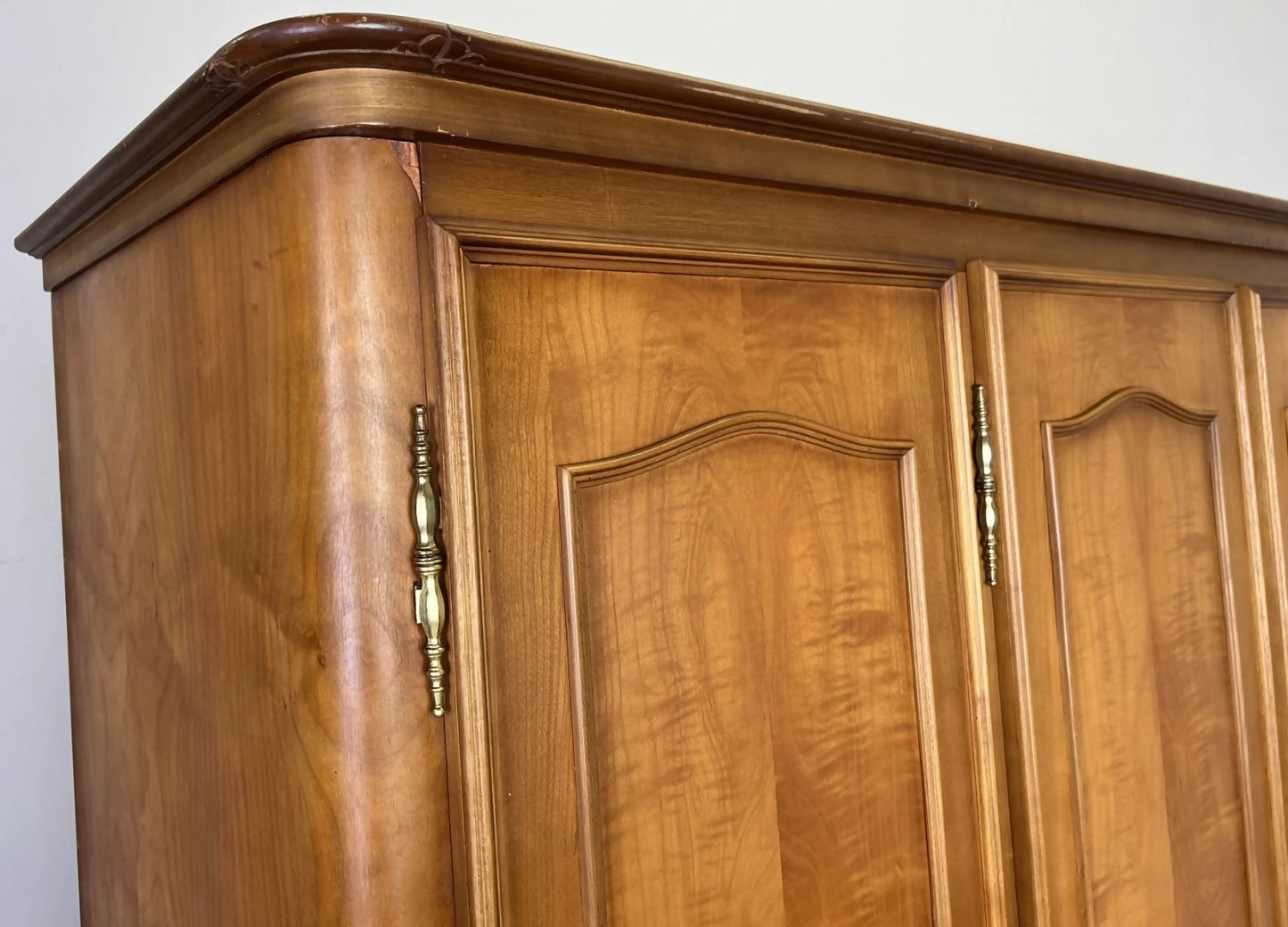 Wardrobe Vintage French Louis XVI Style Four Door Carved Armoire LOT 6079