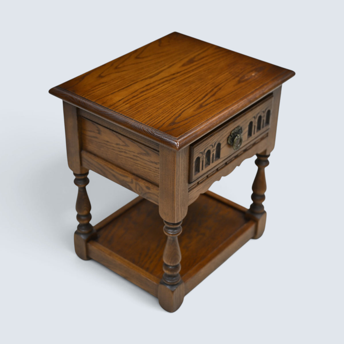 Old Charm Oak Lamp/Bedside Table Light Oak Finish Model 2325 FREE UK Delivery*