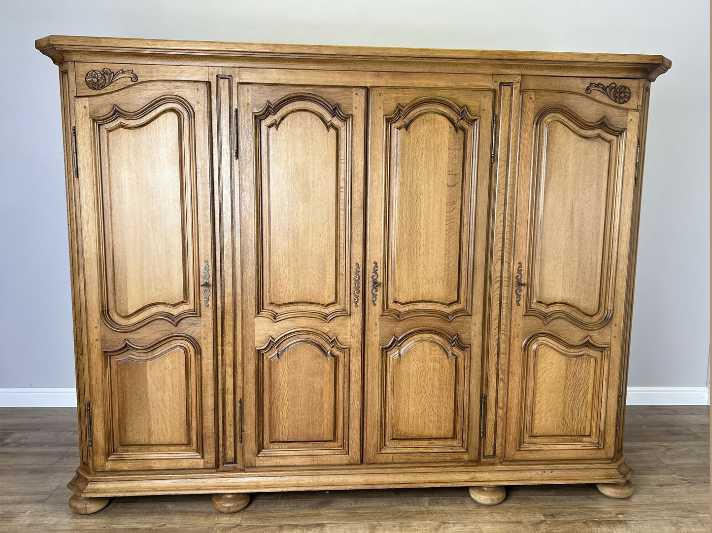 Wardrobe Vintage French Style Oak Four Door Carved Armoire Cabinet LOT 6116