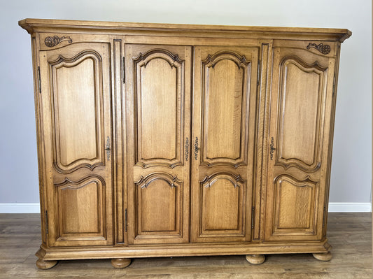 Wardrobe Vintage French Style Oak Four Door Carved Armoire Cabinet LOT 6116