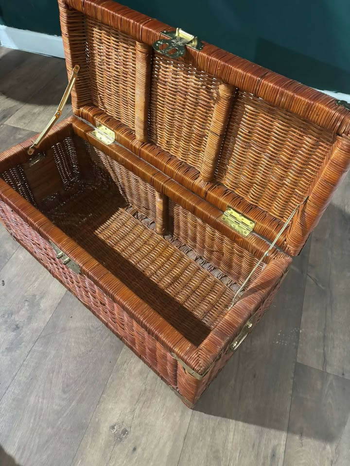 Wicker Chest8