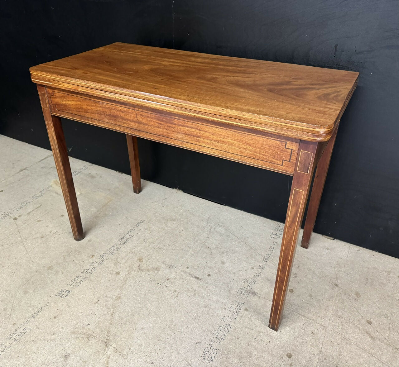 Georgian Mahogany Tea Table