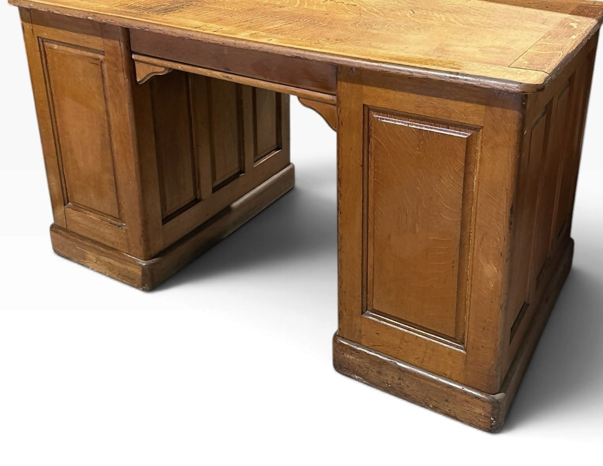Art Deco period Oak pedestal desk