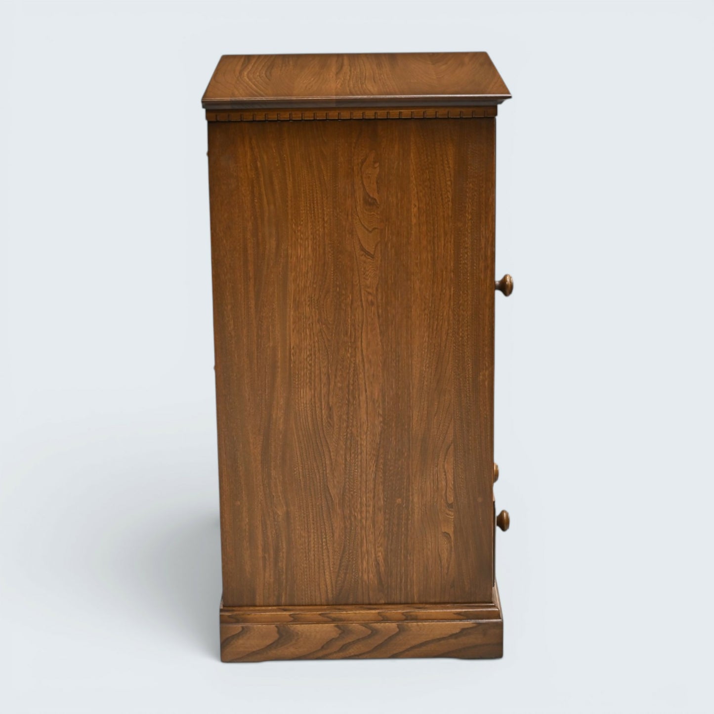 Ercol Hi Fi Cabinet Winchester Model 961 Glass Door Golden Dawn FREE UK Delivery