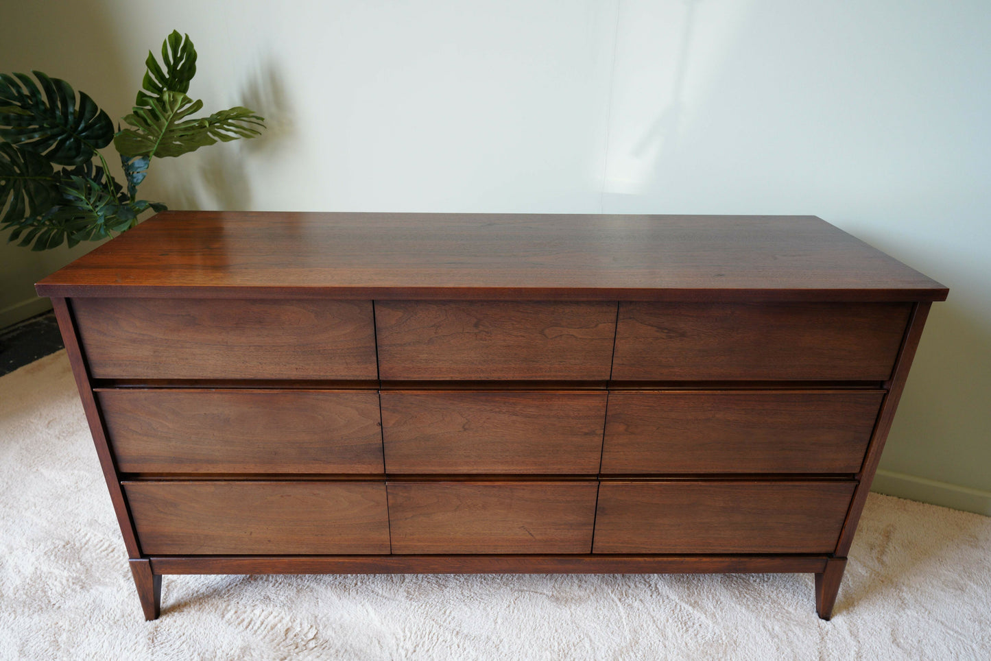 Nine Drawer Vintage Chest In Figured Walnut – Canada, C. 1960s