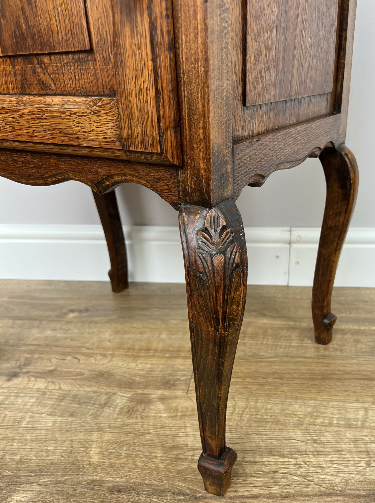 Bedside Table Vintage French Louis Oak Cabinet Cupboard Nightstand LOT 6230