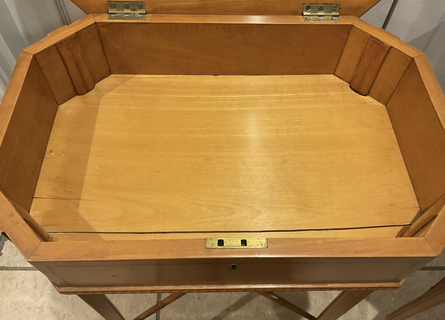 A stunning Pair of Inlaid Satinwood Georgian work tables