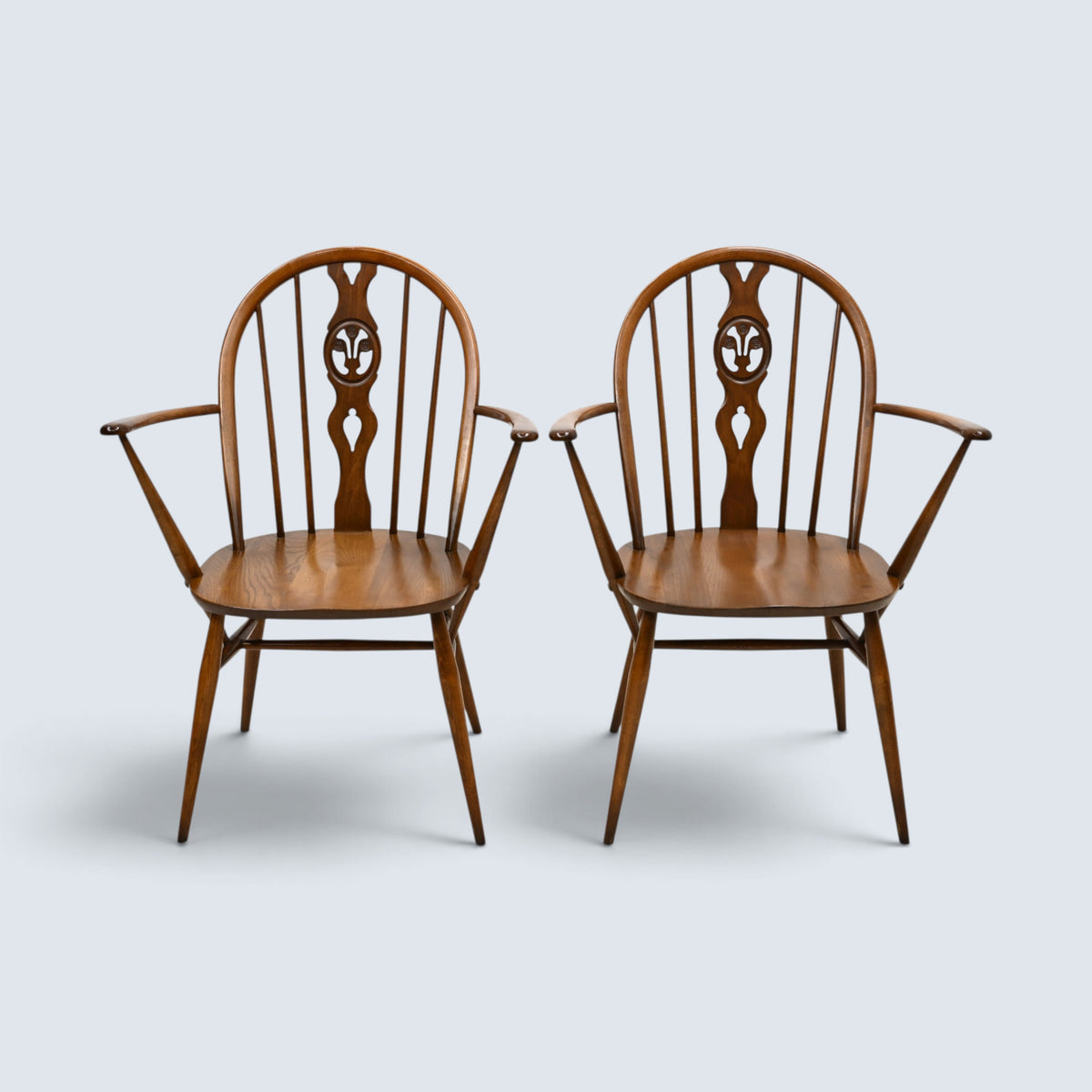 4 Ercol Windsor Fleur-De-Lyes Dining Chairs Golden Dawn Finish FREE UK Delivery*