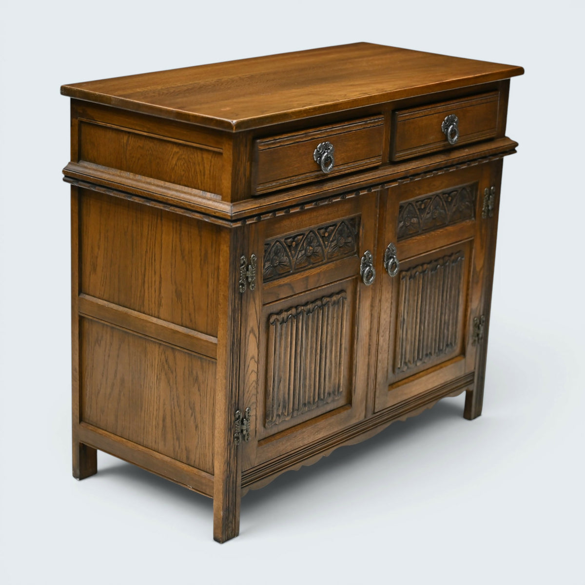 Old Charm Small Sideboard Linenfold Doors Model 1631 Light Oak FREE UK Delivery*