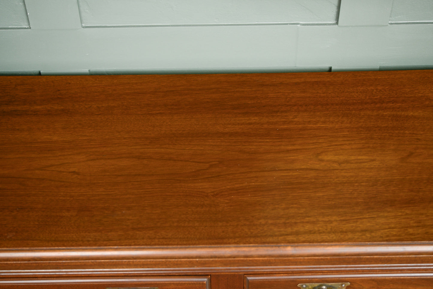 Mahogany Arts & Crafts Sideboard Buffet with Mirror Back Top