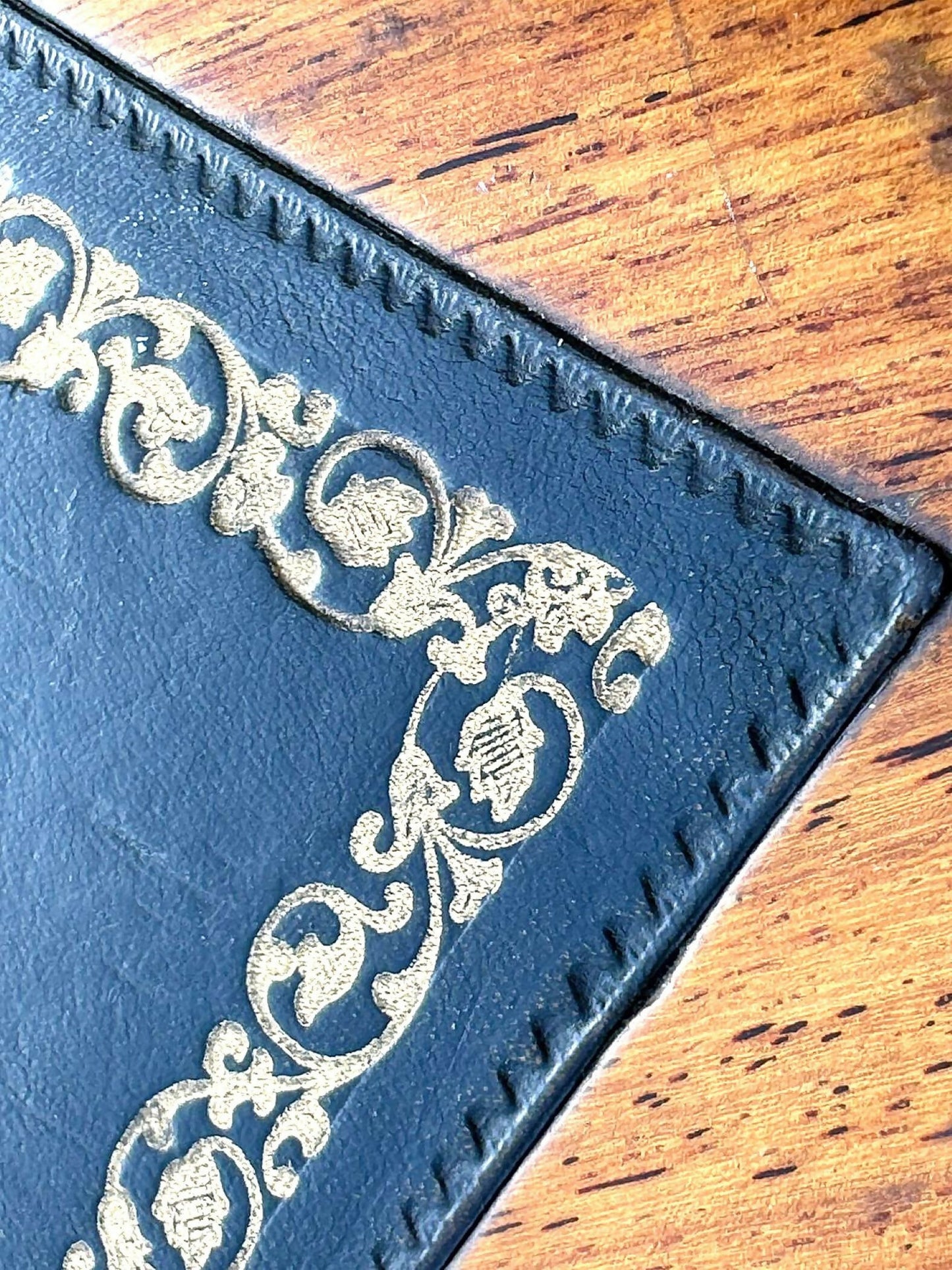 Inlaid Walnut and Kingwood Bureau Plat / Writing Table