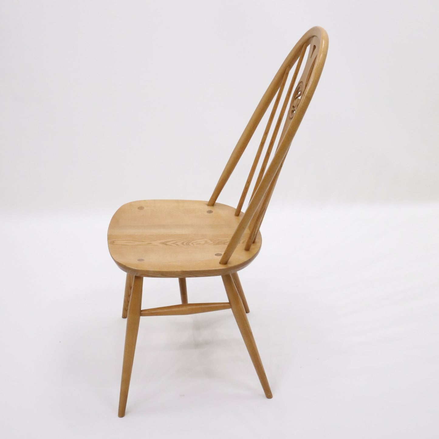4 Ercol Windsor Swan Bow Back Dining Chairs Light Finish FREE UK Delivery. SBR9279/2506D