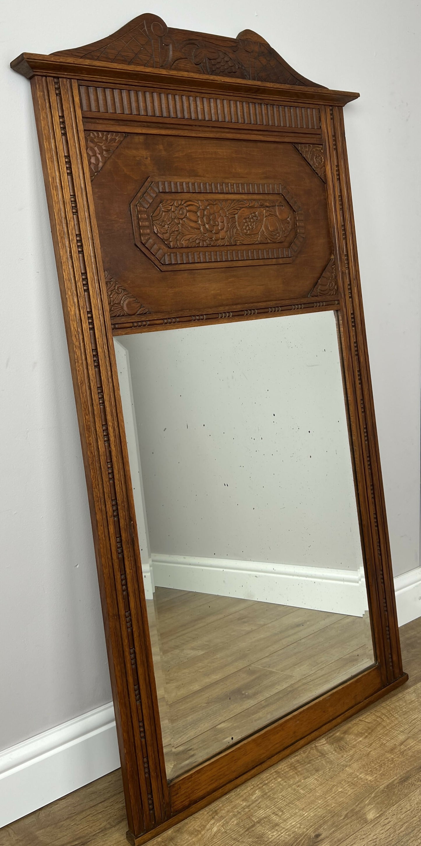 Mirror Antique French Style Oak Carved Decorative Frame Wall Mirror LOT 6276