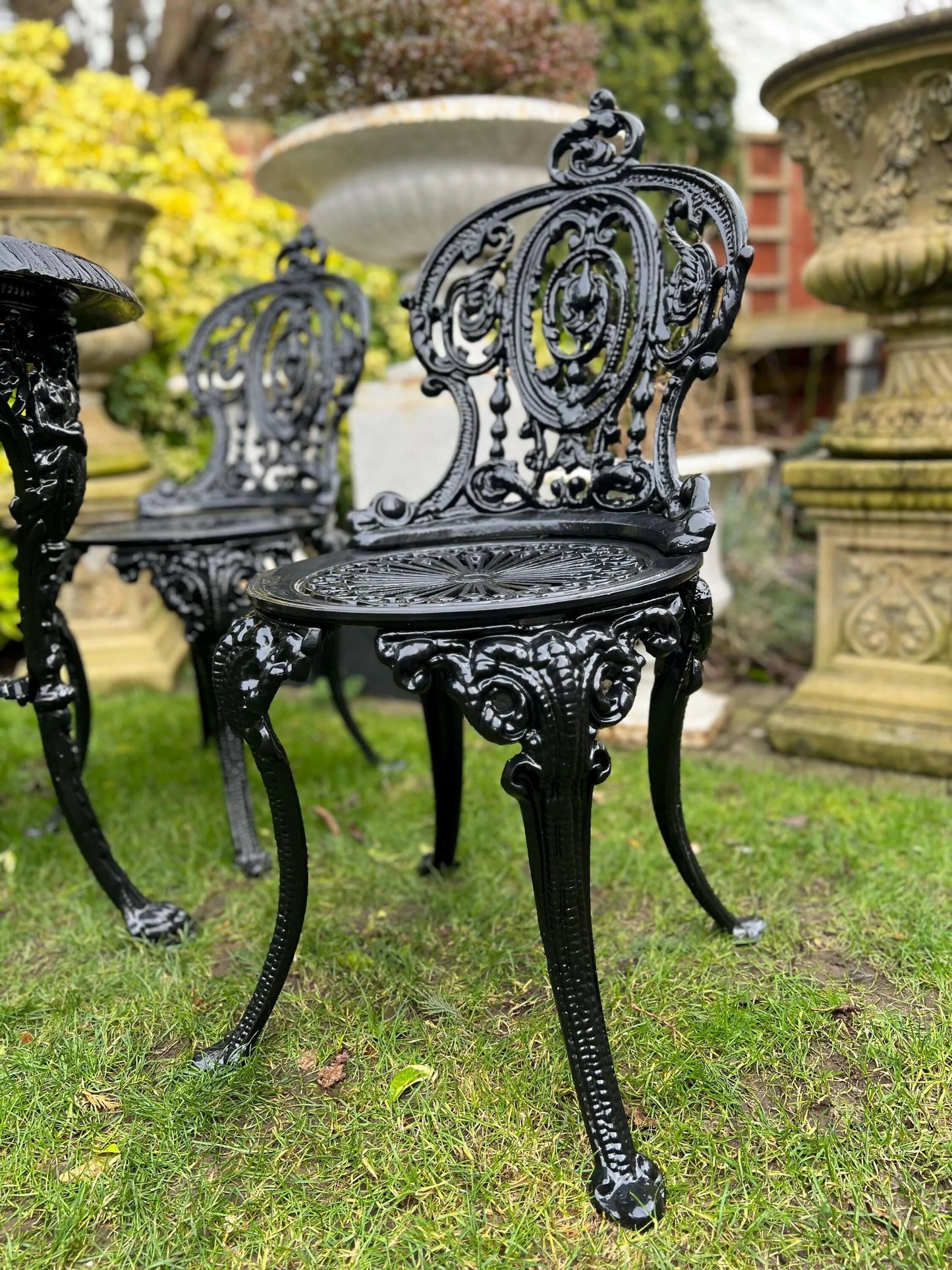 Heavy Cast Iron Britannia Patio Set