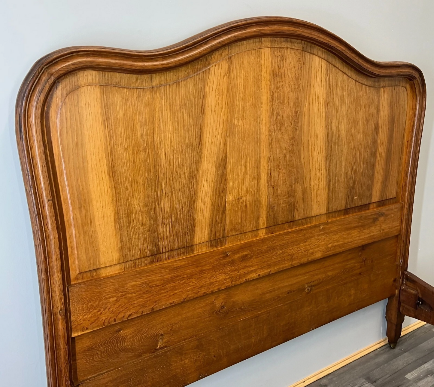 Bed Antique French Style Oak Double Bed Frame Carved Headboard LOT 3711