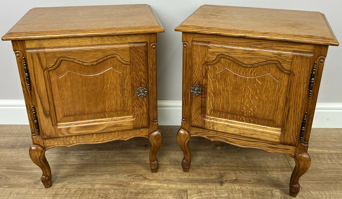 Pair of Bedside Tables Vintage French Louis Oak Nightstands Cabinets LOT 6295