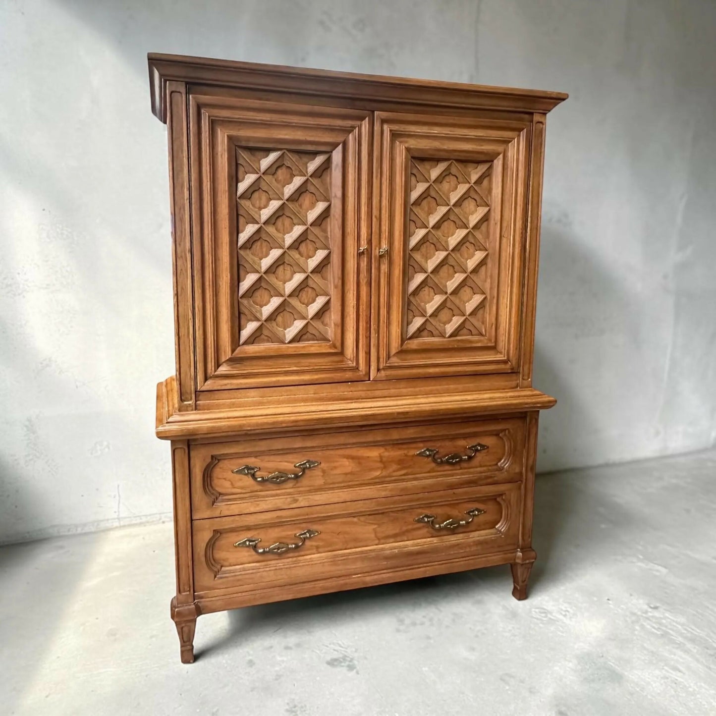 Vintage mid century Maple linen cupboard drawers by Thomasville