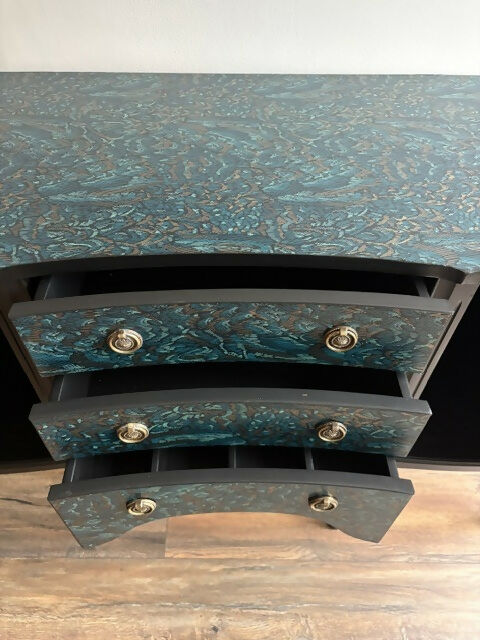 Stunning Hand-Finished Vintage Sideboard / Console