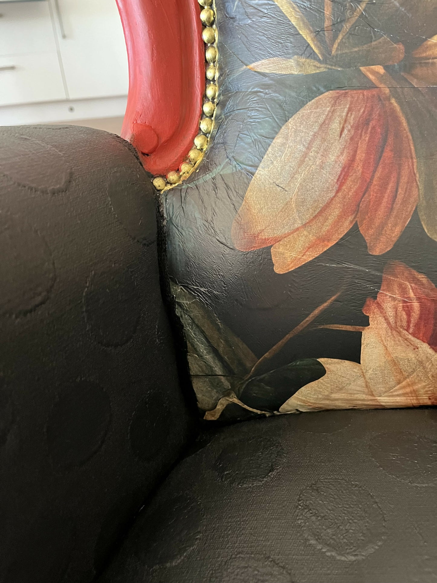 Accent vintage chair