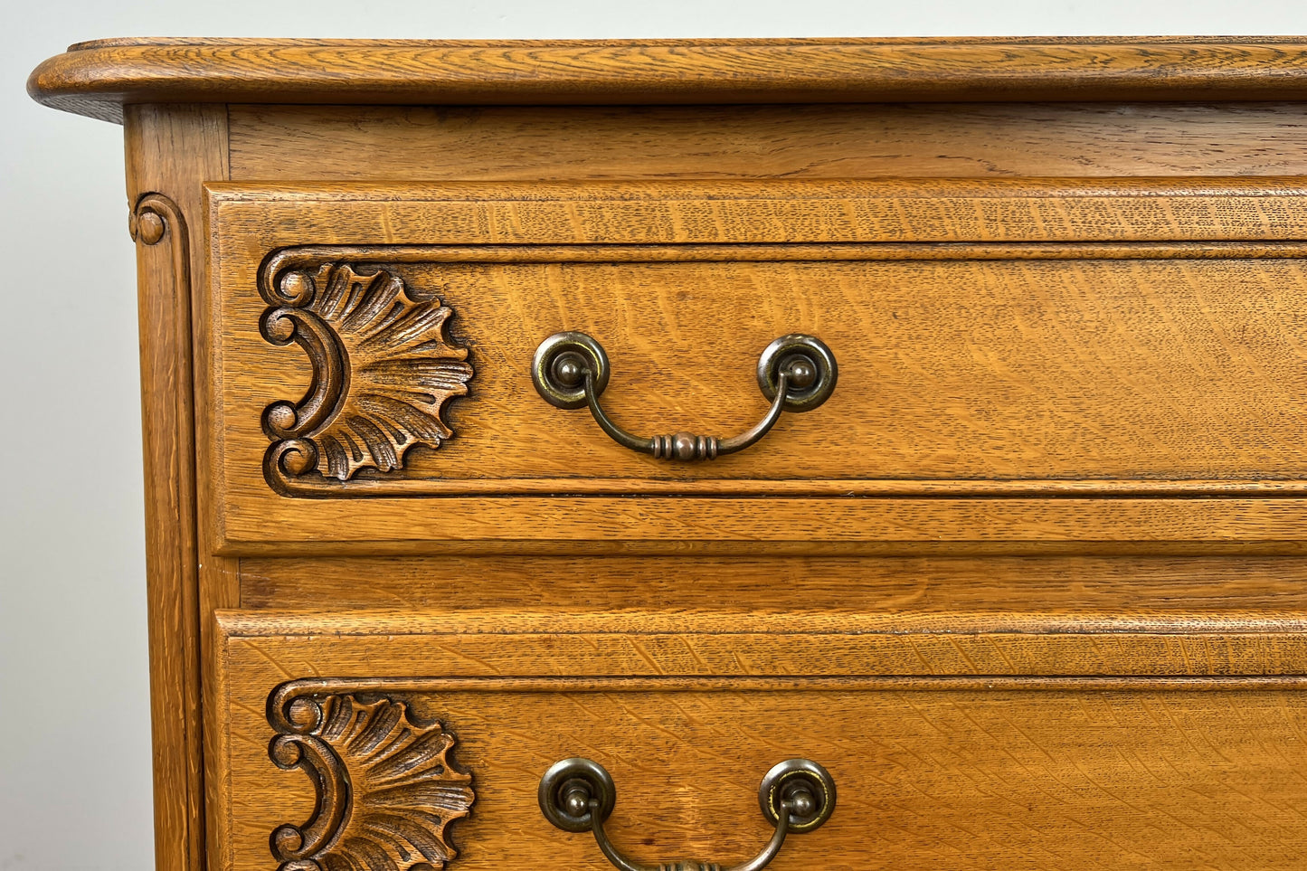 Chest of Drawers Vintage French Louis Oak 3 Drawers Carved Cabinet LOT 6259